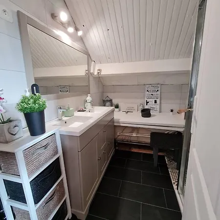 Maison Spacieuse Avec Cheminee A Dives-sur-Mer